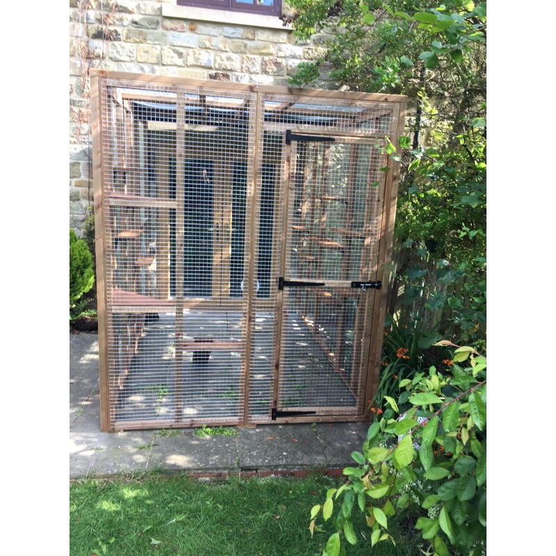 3 sale sided catio